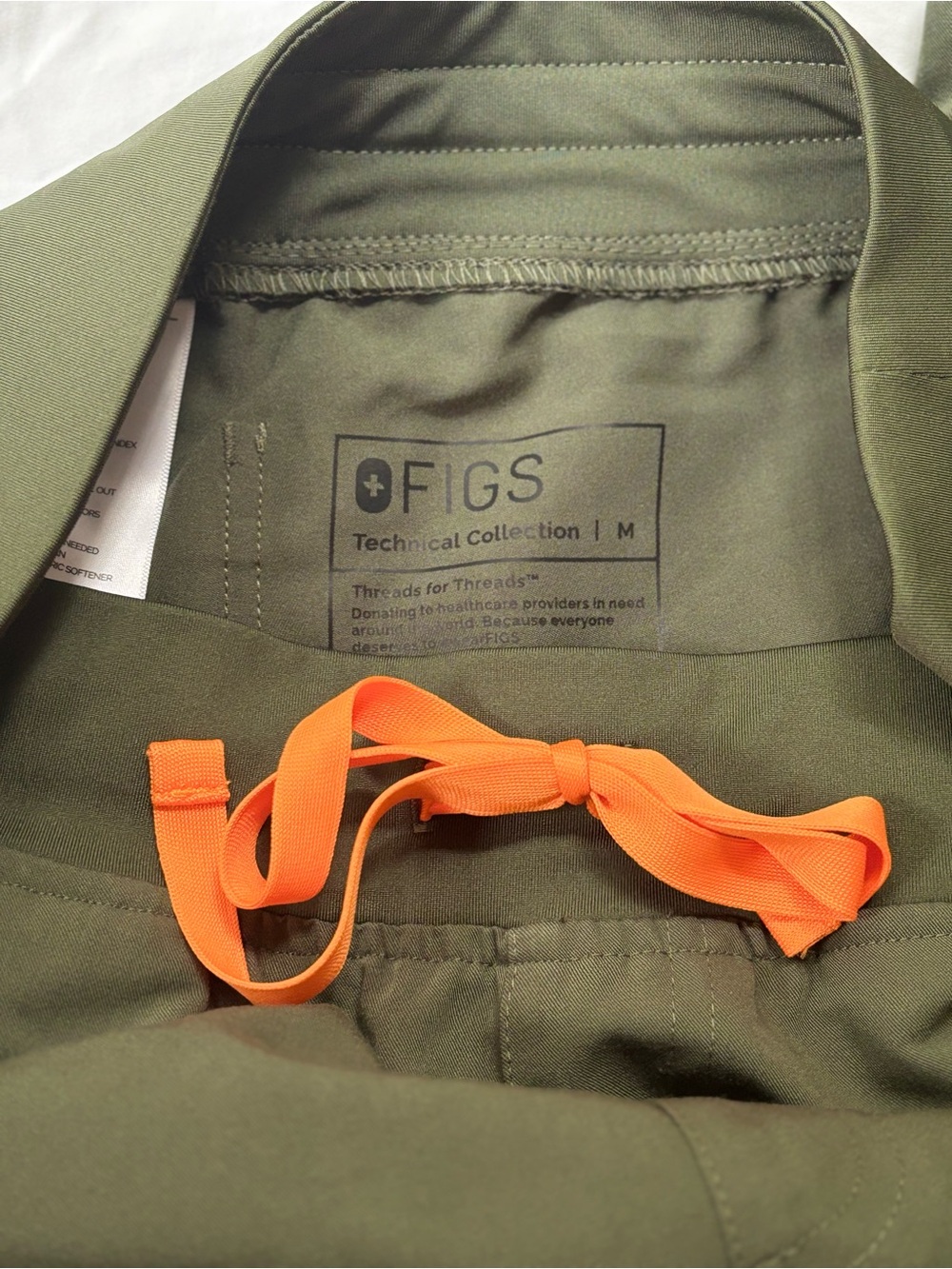 Figs Olive Green Women's Set Medium - Picture 4 of 5